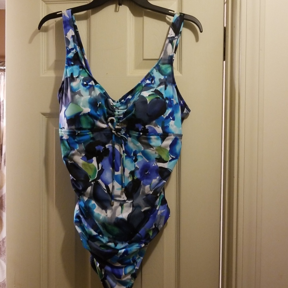 Bathing - Picture 1 of 3